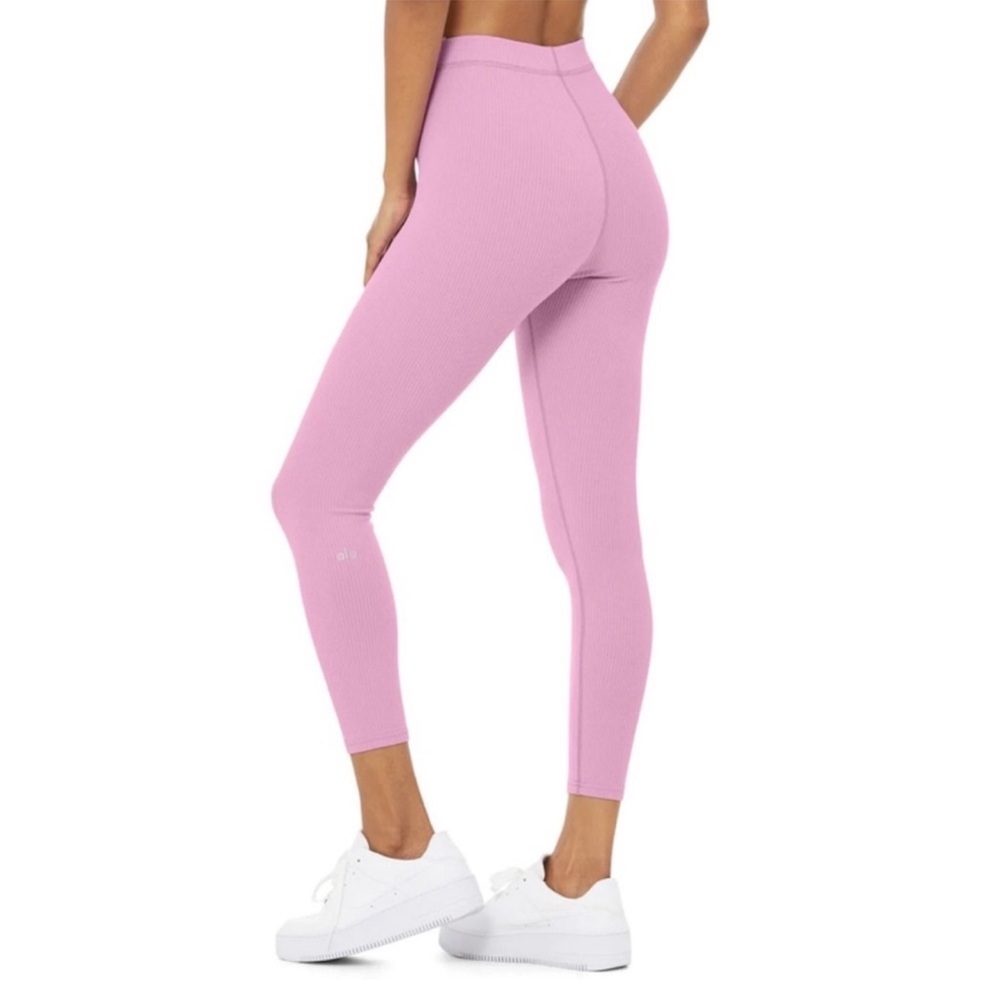 Alo Ribbed Set - Picture 4 of 14